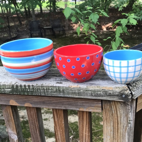 Bowls- Set of 3- Small, Medium, Large Pretty Patterns - Picture 12 of 12